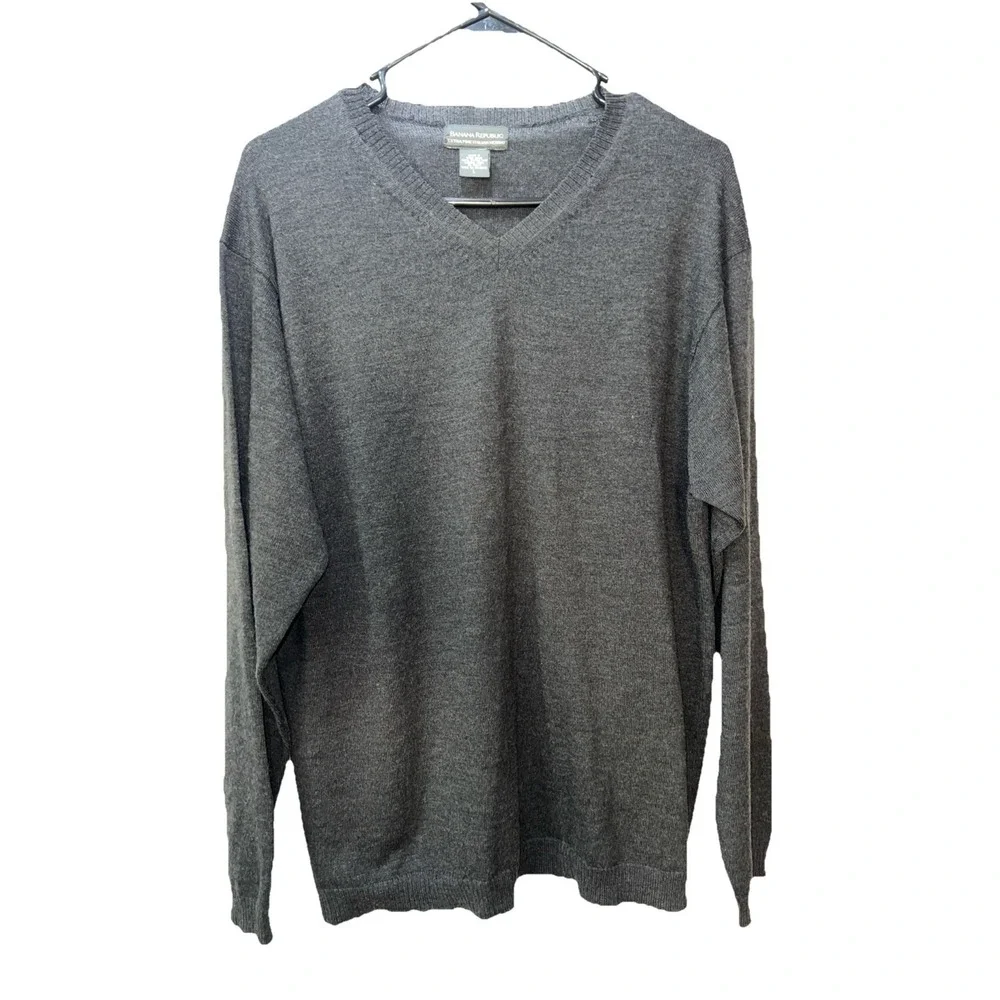 Banana Republic Sweater Mens Size L Merino Wool Luxury V Neck Preppy Dark Gray